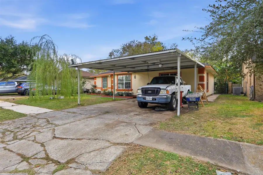 2706 Sweetgum Street, Pasadena, TX 77502 - Image #2