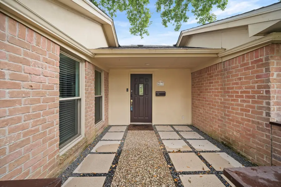 6114 Rollingbrook Drive, Houston, TX 77096 - #2