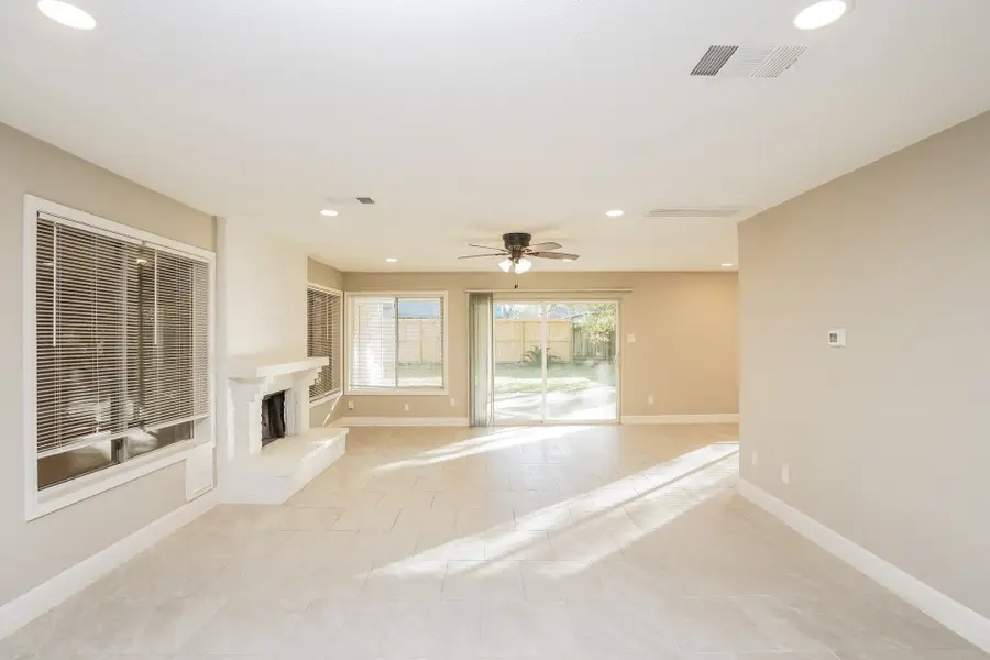 4131 Tasselwood Lane, Houston, TX 77014 - Image #3