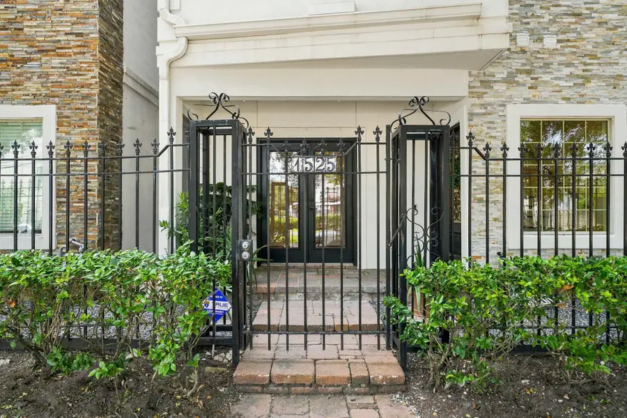 1525 Rosewood Street, Houston, TX 77004 - #2