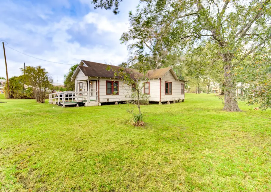 8109 Main Street, Fulshear, TX 77441 - #3