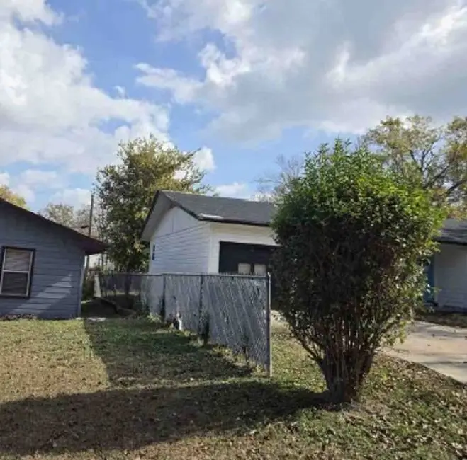 809 S 36th Street, Temple, TX 76501 - #2