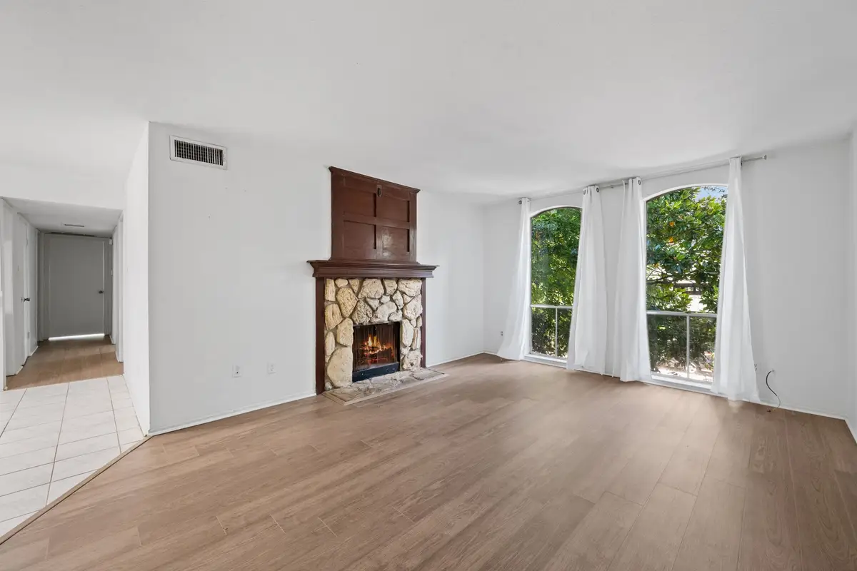 4649 Wild Indigo Street #337, Houston, TX 77027 - #1