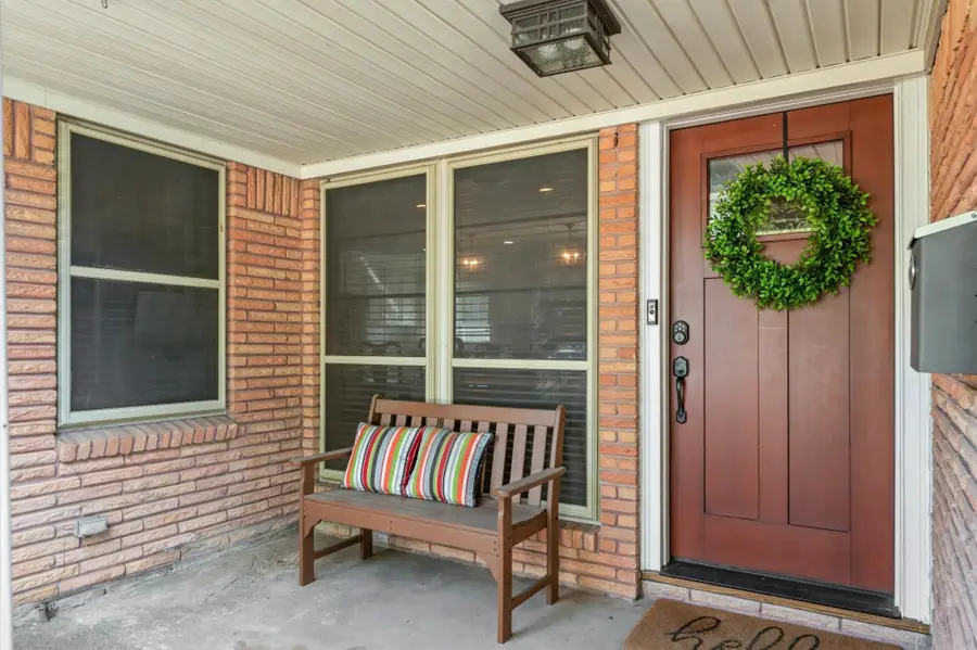 1919 Ansbury Drive, Houston, TX 77018 - Image #2