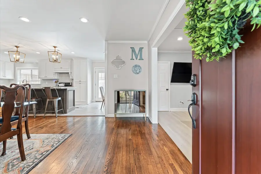 1919 Ansbury Drive, Houston, TX 77018 - Image #3