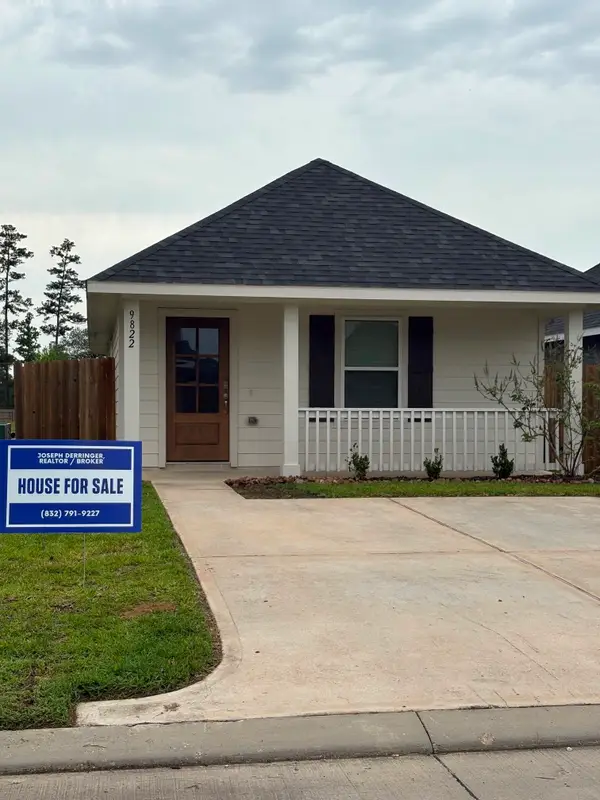 9822 Emerald Stone Way, Conroe, TX 77306