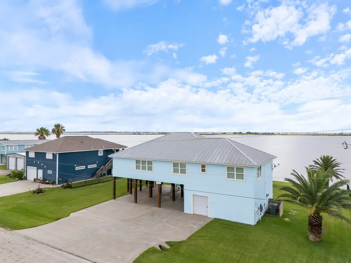 1730 W Bayshore Drive, Palacios, TX 77465 - #1