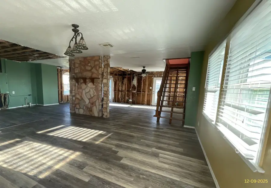 13114 Coronado Drive, Freeport, TX 77541 - Image #3