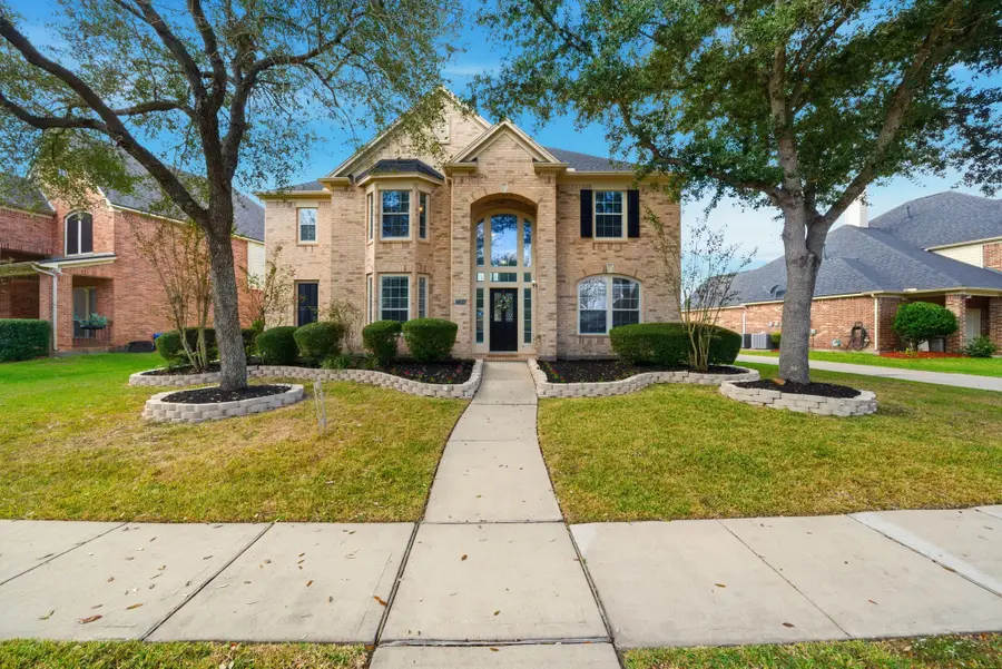 2304 Delta Bridge Drive, Pearland, TX 77584 - Image #2