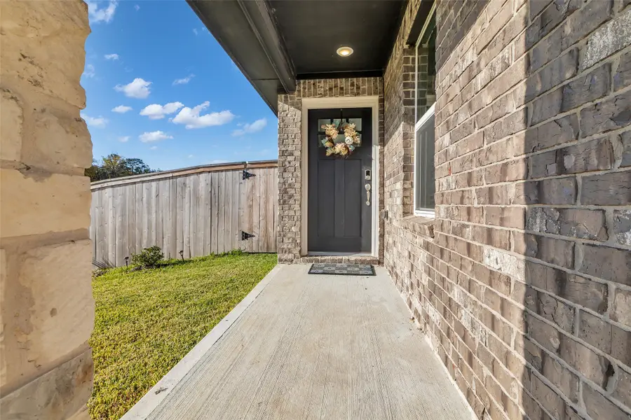18607 Century Pine Lane, Conroe, TX 77316 - Image #2
