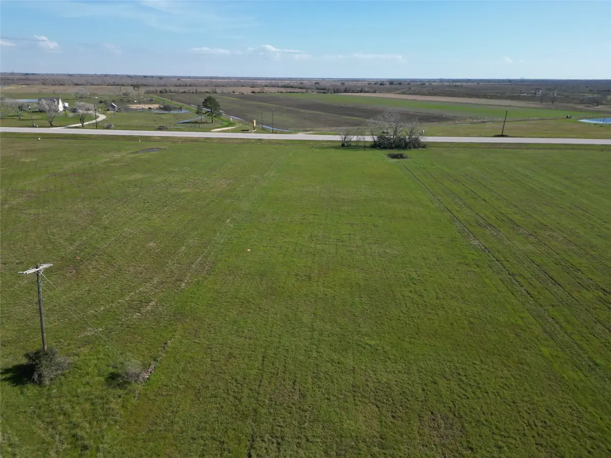 497 Brahman Trail, Angleton, TX 77515 - Image #1