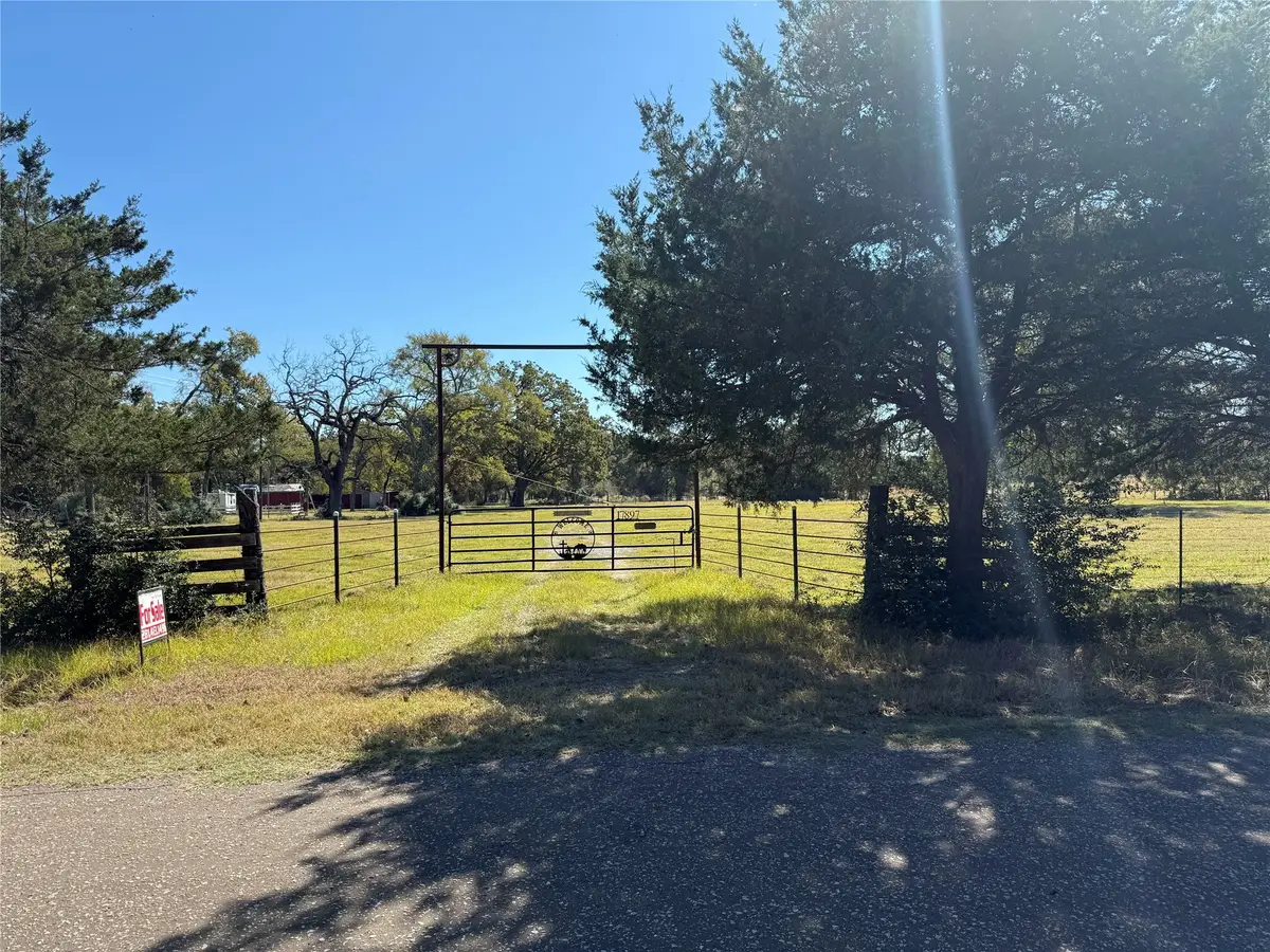 17897 County Road 431, Marquez, TX 77865 - Image #1