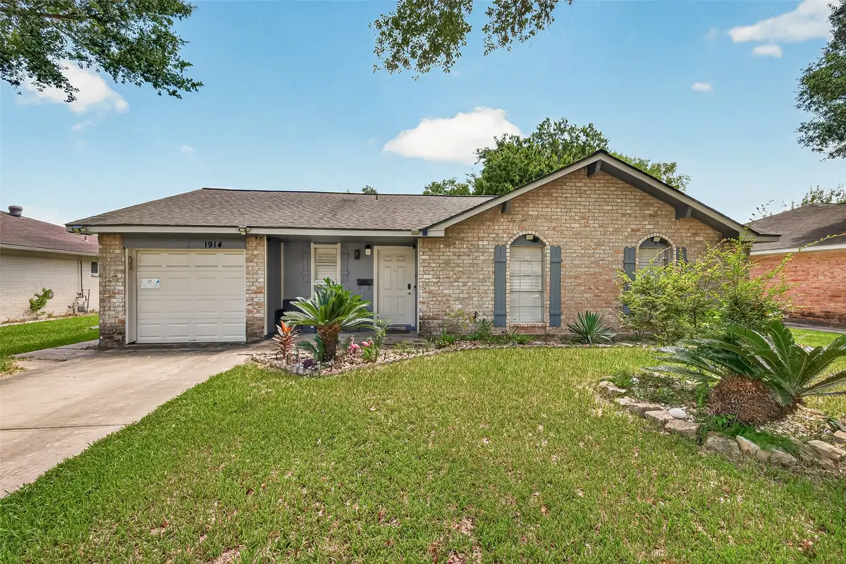 1914 Oaklawn Street, Sugar Land, TX 77498 - #1