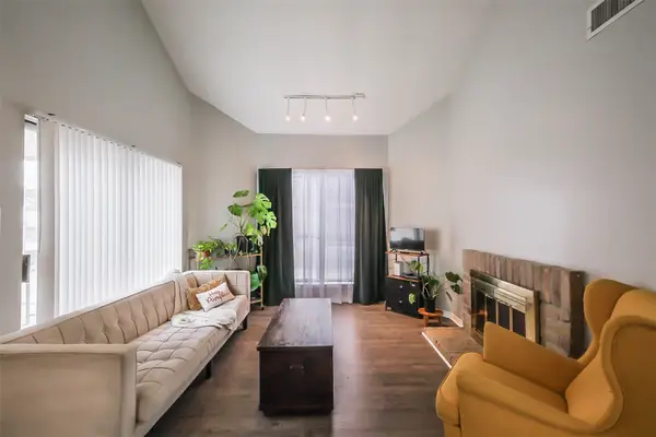 10122 Waterstone Drive, Houston, TX 77042