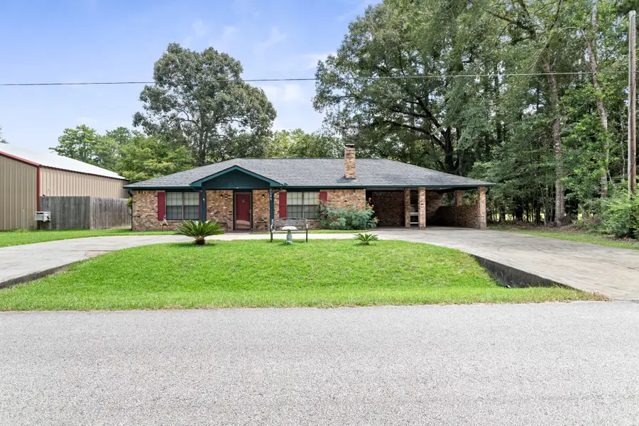 806 E Wildwood Drive, Village Mills, TX 77663 - #2