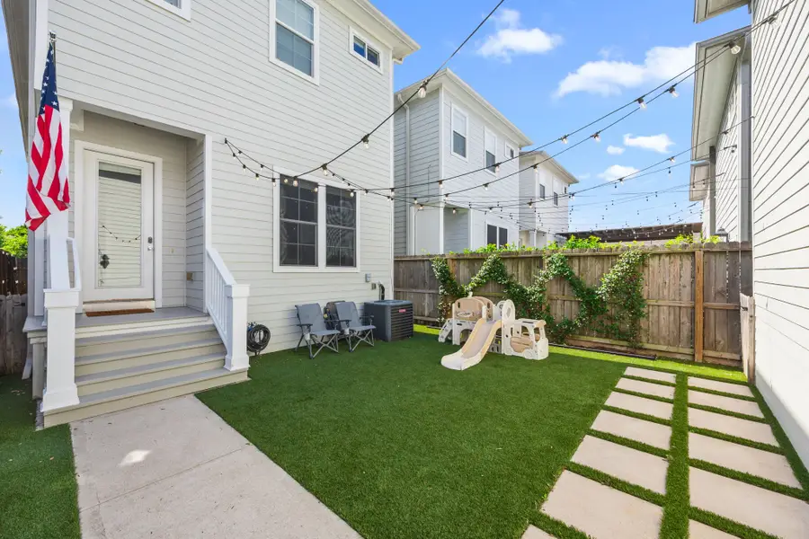 733 Ashland Street #C, Houston, TX 77007 - #2