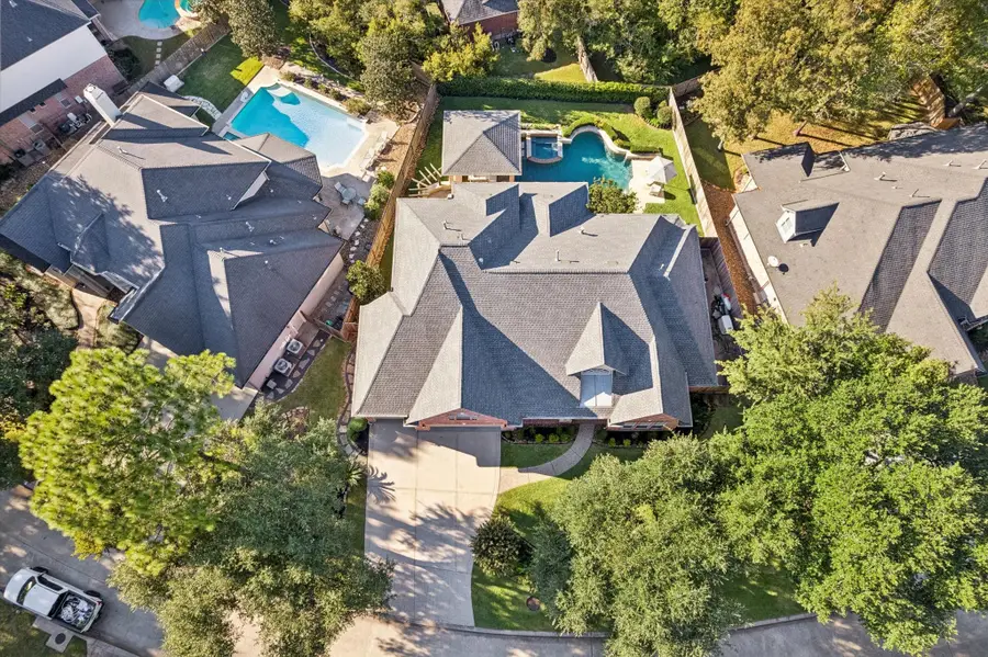 31 Orchard Pines Place, The Woodlands, TX 77382 - Image #2