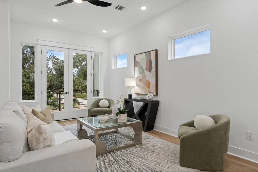 717 Janisch Road #B, Houston, TX 77018 - #2