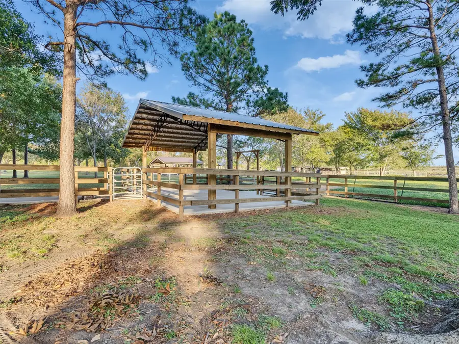 1010 Kilgore Road, Baytown, TX 77520 - Image #2