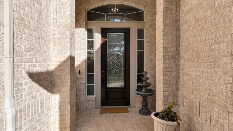 3 N Fair Manor Circle, The Woodlands, TX 77382 - Image #3