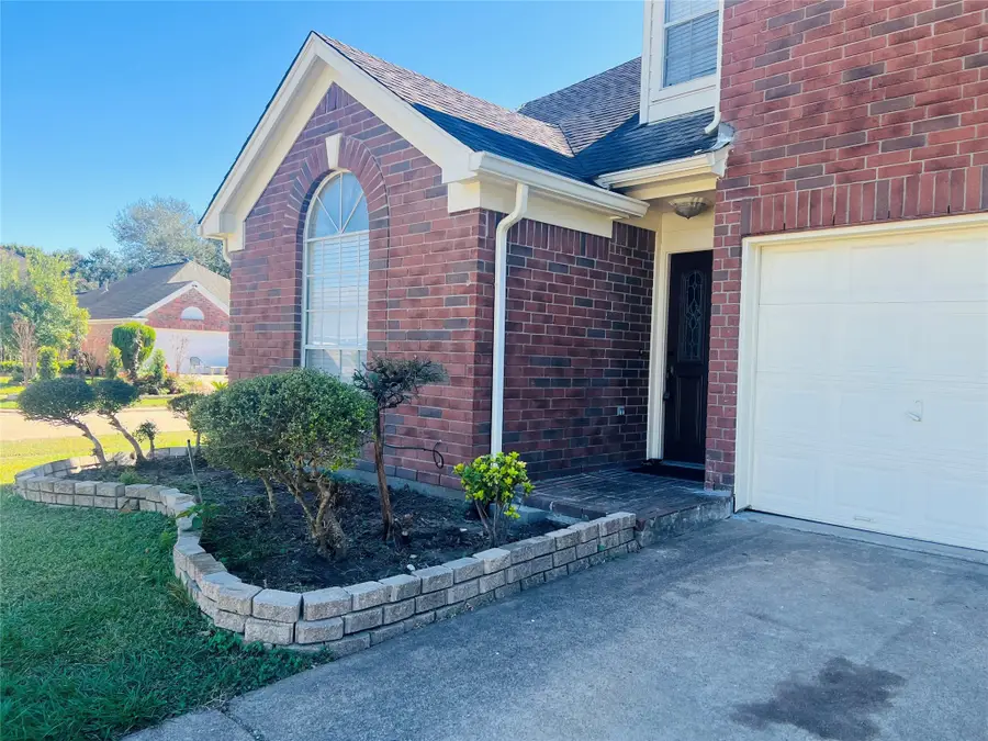 8903 N Deer Meadow Drive, Houston, TX 77071 - Image #2