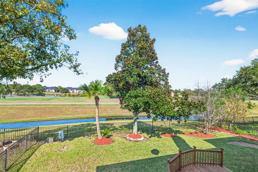 3315 Frostwood Drive, Pearland, TX 77584 - Image #2