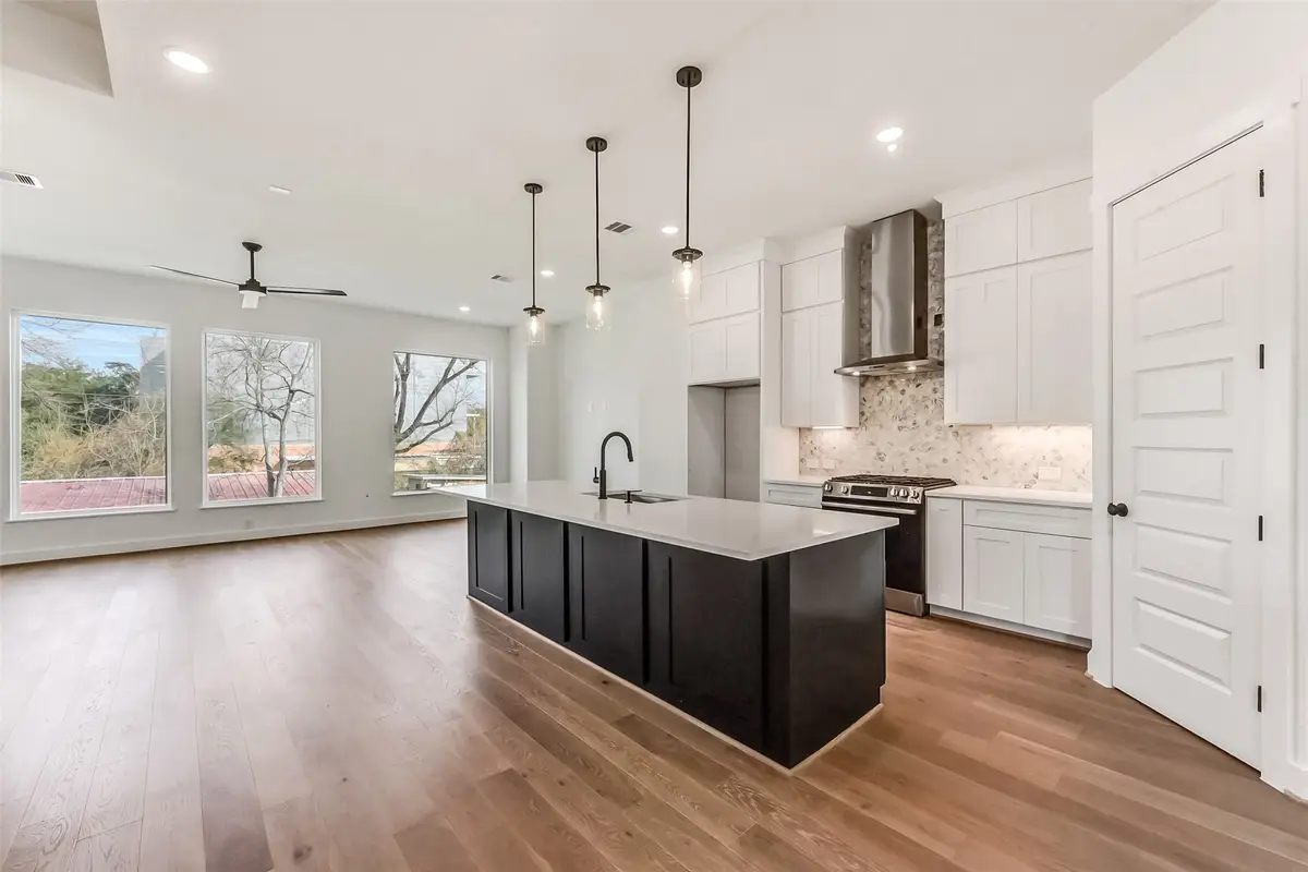 806 Fisher Street #B, Houston, TX 77018 - #1