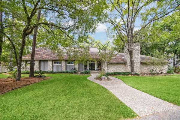 2835 W Wildwind Circle, Spring, TX 77380