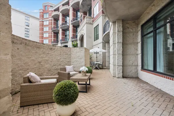 5005 Hidalgo Street #210, Houston, TX 77056