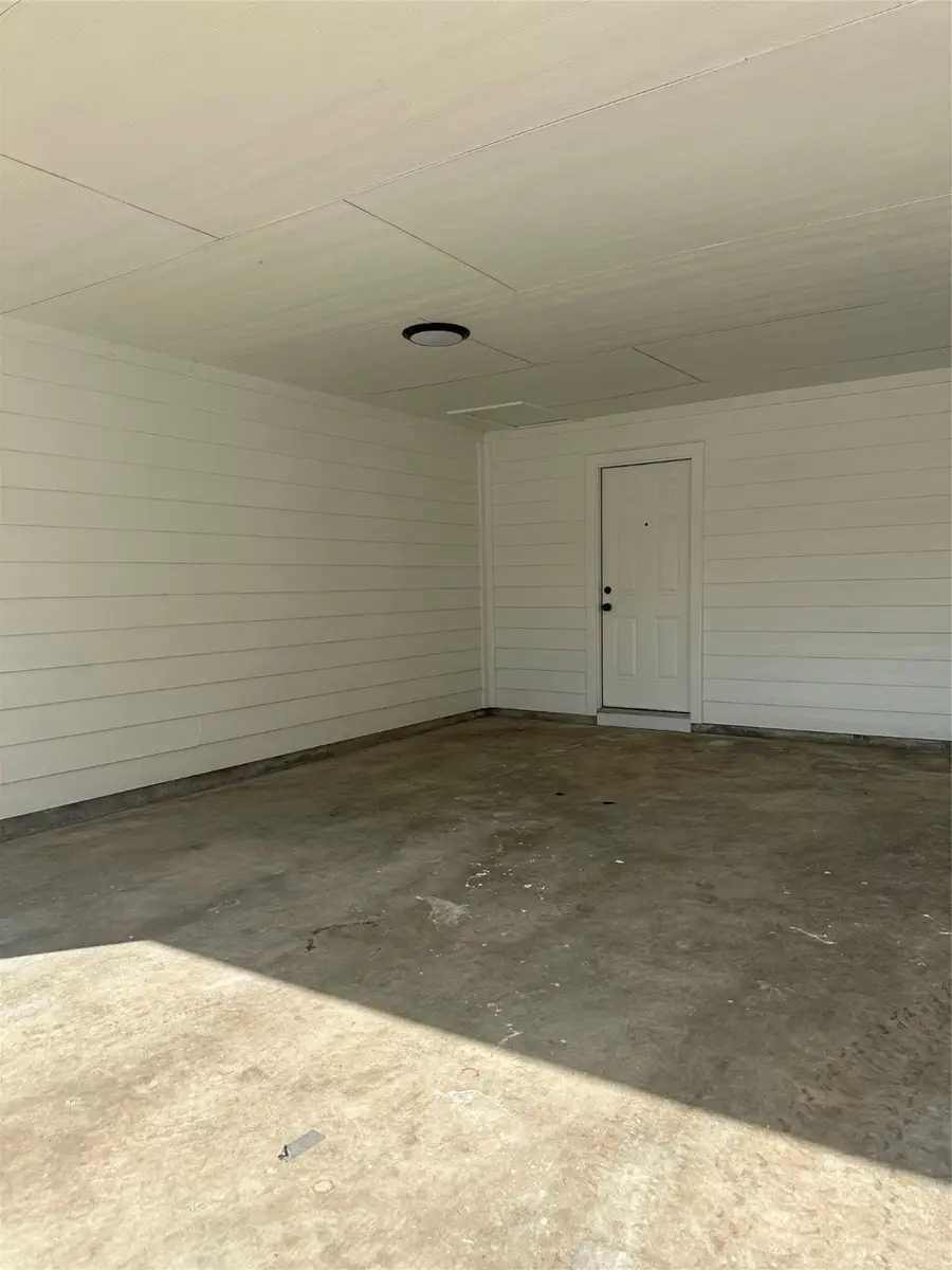 608 County Road 157, Alvin, TX 77511 - Image #2