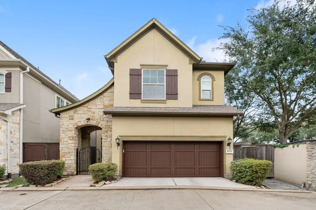 8201 Cabernet Lane, Houston, TX 77055 - Image #1