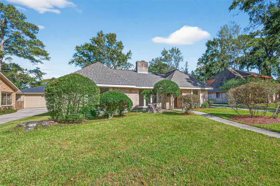 3815 Brook Shadow Drive, Kingwood, TX 77345 - Image #2