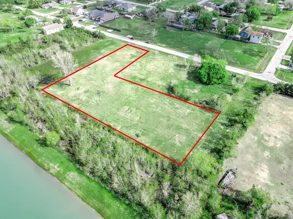 2701 Virginia Avenue, League City, TX 77573