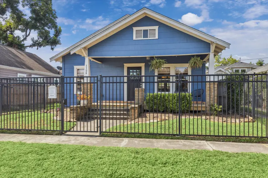 1124 Dunbar Street, Houston, TX 77009 - Image #2
