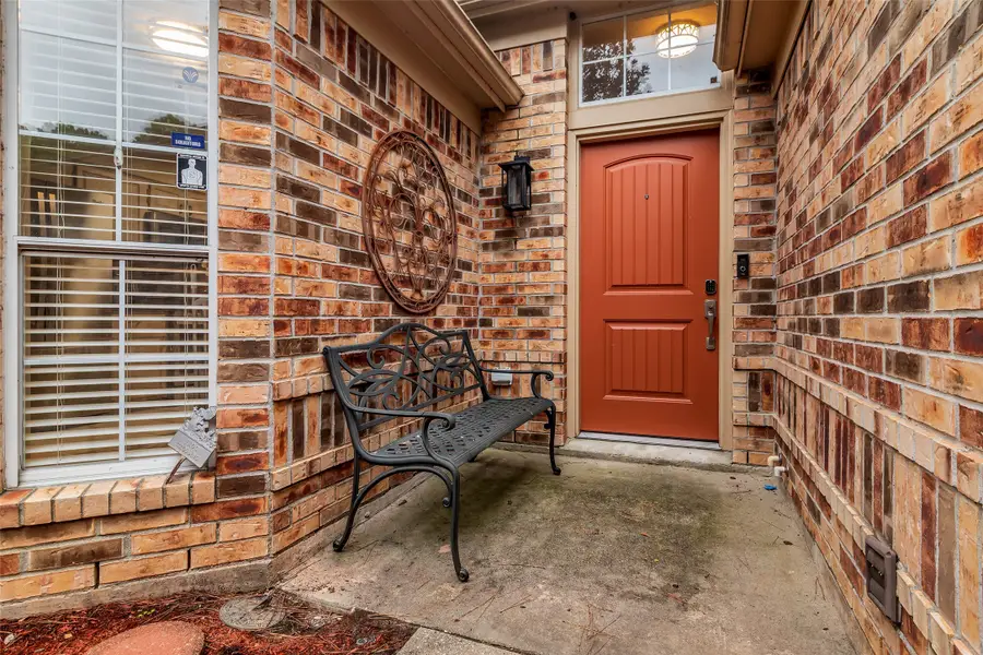 62 Laughing Brook Court, Spring, TX 77380 - Image #3