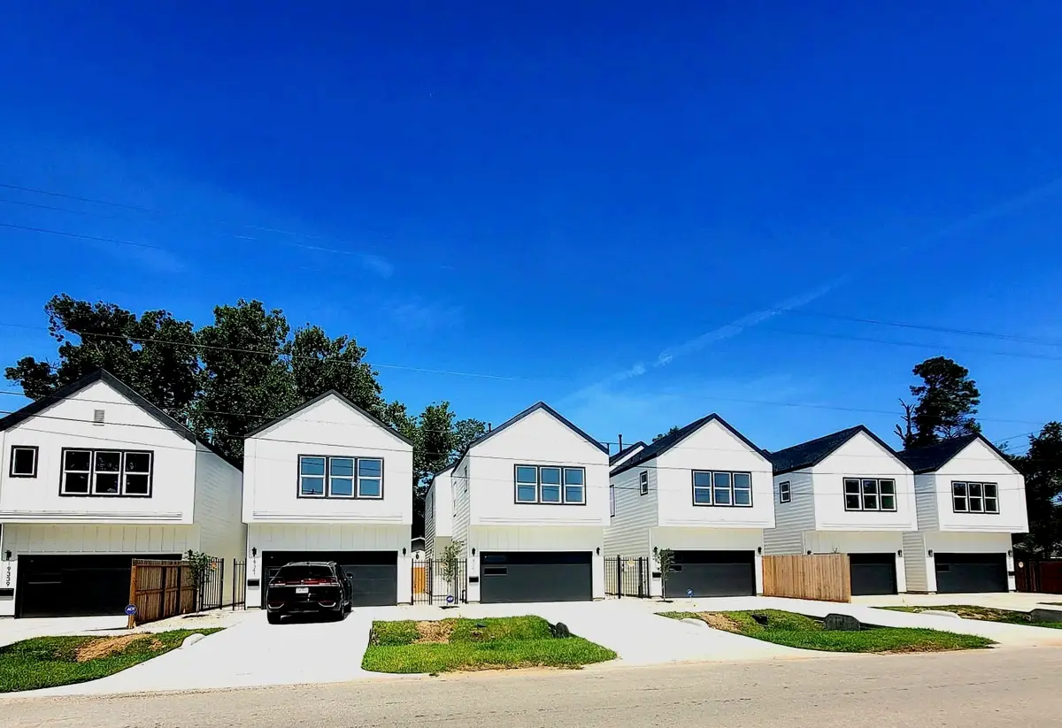 9339 Lavender St, Houston, TX 77016 - #1