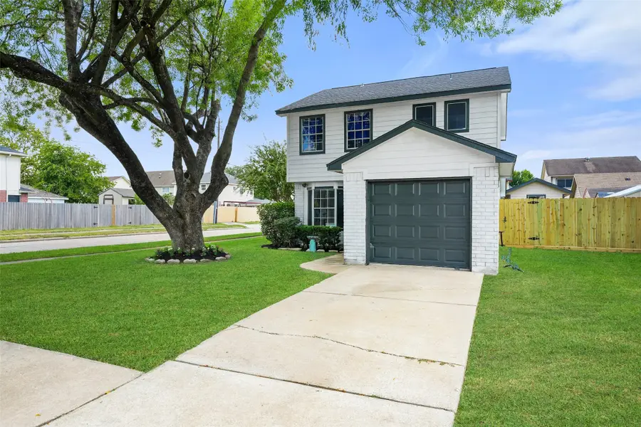 1054 Somercotes Lane, Channelview, TX 77530 - Image #2