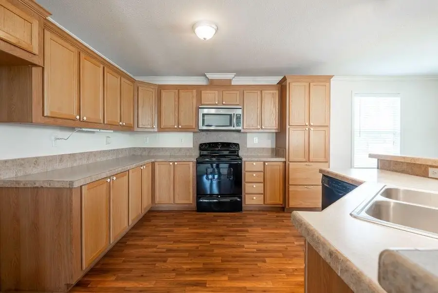 635 8th Street, San Leon, TX 77539 - #2