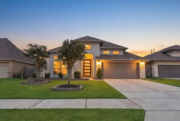 2110 Bronze Creek Lane, Rosenberg, TX 77469