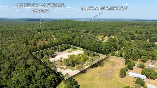 16124 Fm 2109, Zavalla, TX 75980