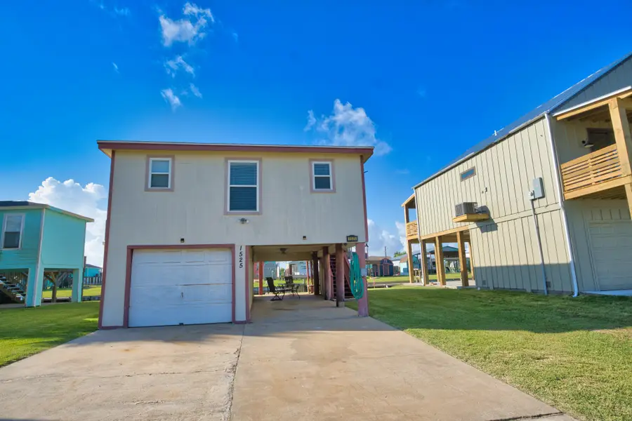 1525 County Road 201, Sargent, TX 77414 - Image #2