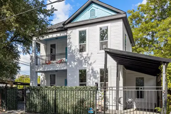 1015 Brooks Street, Houston, TX 77009