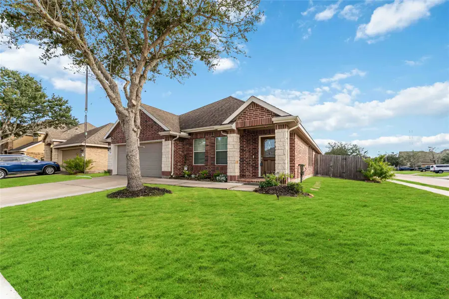 4700 Lake Line Court, Alvin, TX 77511 - #3