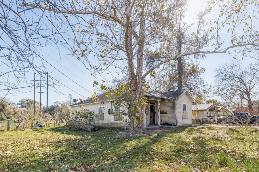 301 Albert Street, La Marque, TX 77568 - Image #3