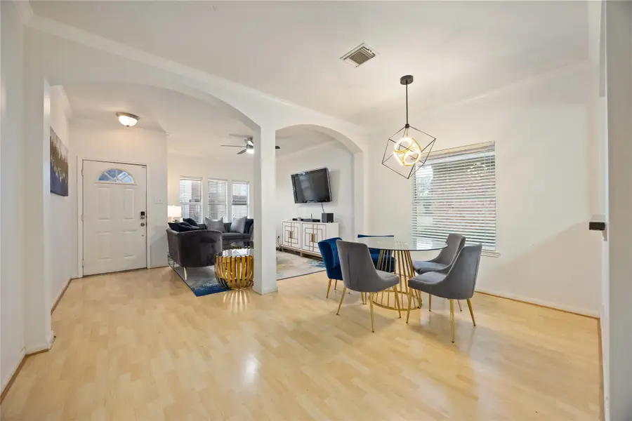 1922 Shady Oaks Court, Missouri City, TX 77489 - Image #3