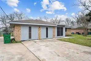 1227 Fair Drive, Angleton, TX 77515 - Image #2