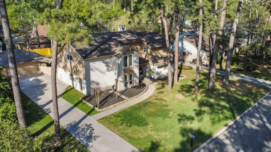 2007 Seven Oaks Drive, Kingwood, TX 77339 - Image #2