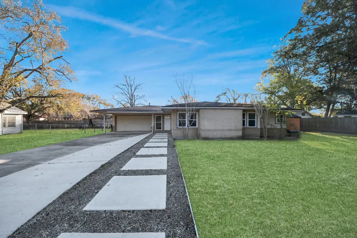 1215 Courtney Drive, Richmond, TX 77469 - #1