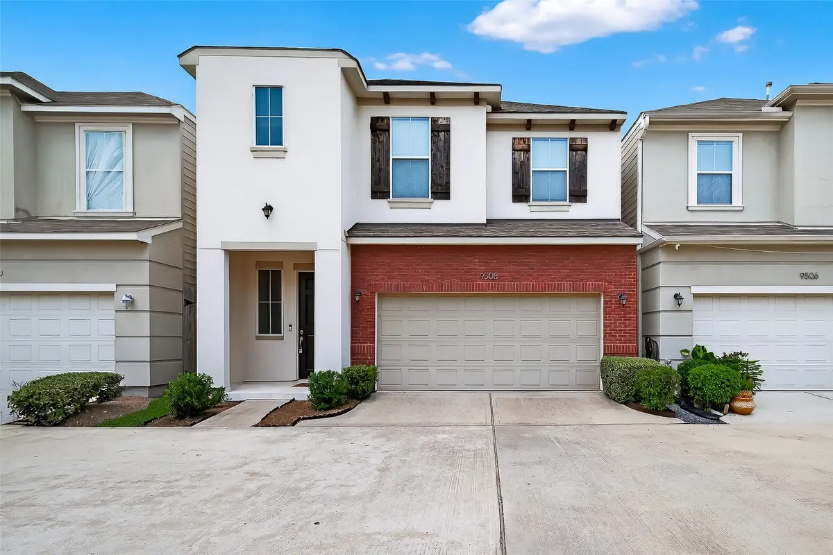 9508 Cedarpost Square Street, Houston, TX 77055 - Image #1