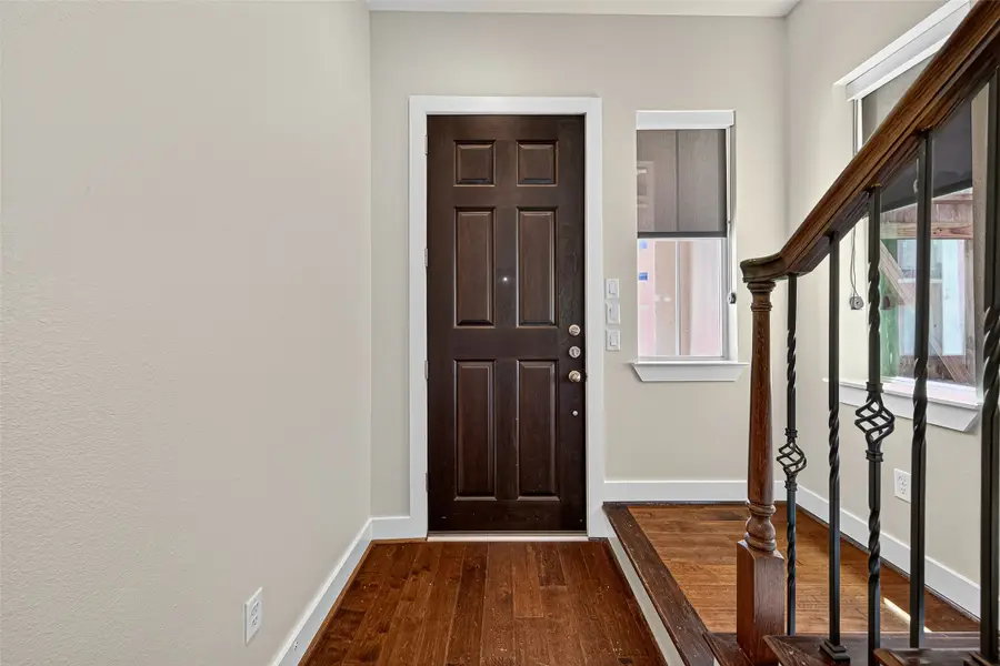 9508 Cedarpost Square Street, Houston, TX 77055 - Image #2